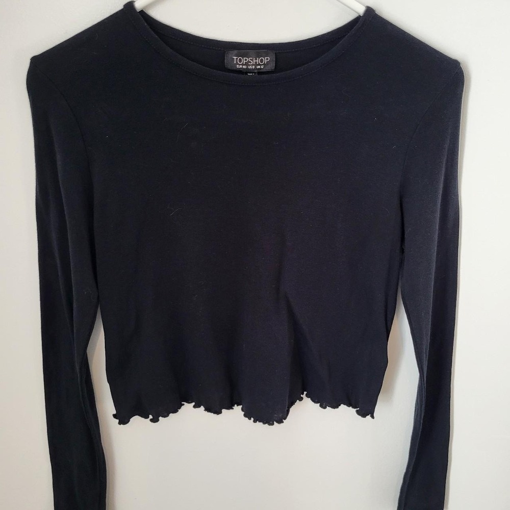 Topshop Black Crop Top Size US 8 Longsleeve Ruffled Hem